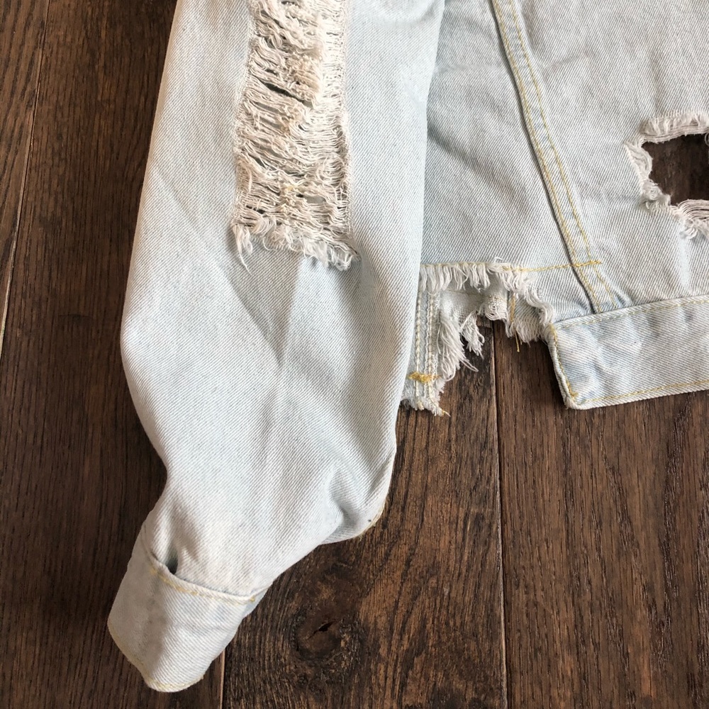 Jean jacket - Picture 3 of 4